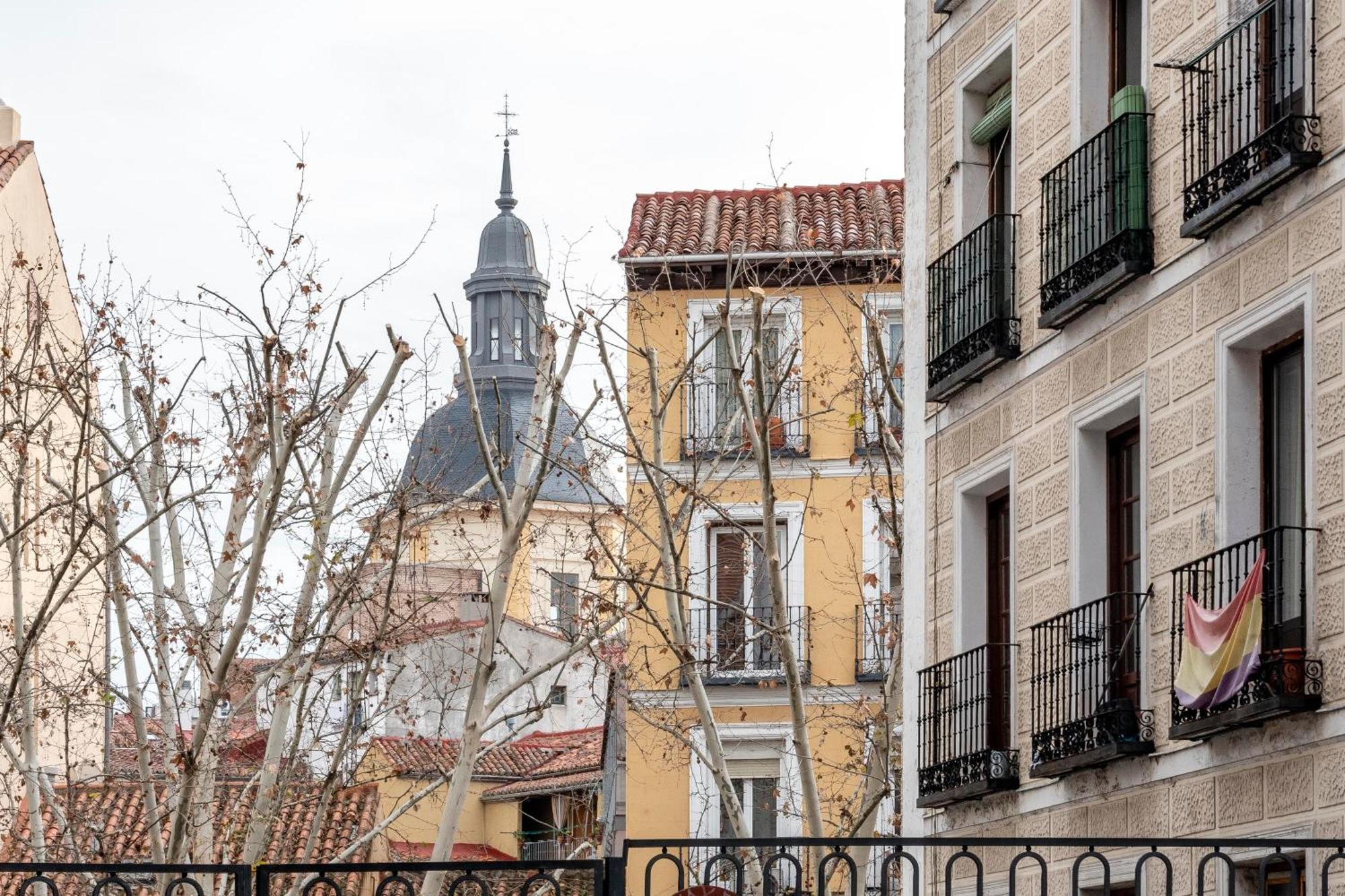 Precioso Piso En El Rastro By Bebalmy Appartement Madrid Buitenkant foto